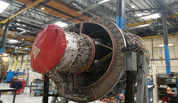 La Dirección de Motores de Iberia consigue un acuerdo para el mantenimiento de los motores Rolls Royce.